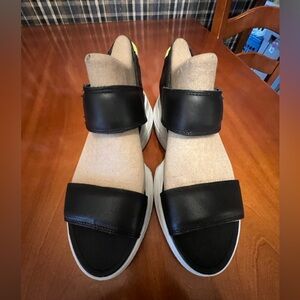 Women's Sorel black/moonstone Explorer Blitz Stride